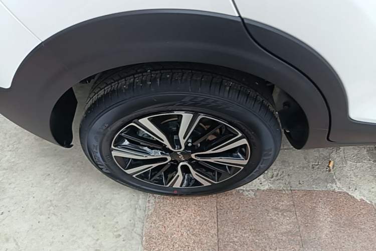 Used Kia kx1 Stonic 2026 Model 1.4L Sunroof Edition Right Rear Wheel Hub
