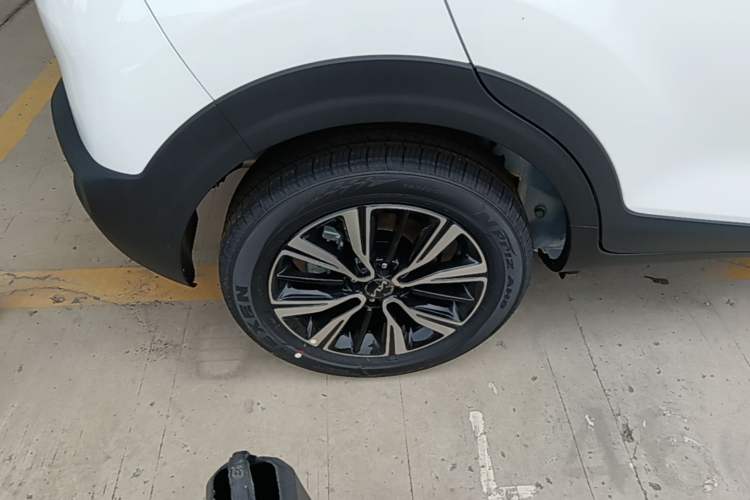 Used Kia kx1 Stonic 2026 Model 1.4L Fun Enjoyment Automatic Edition Right Rear Wheel Hub