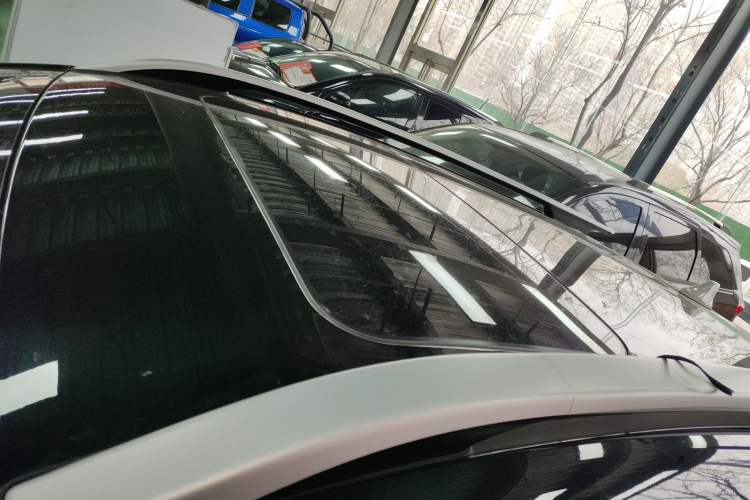 Used Kia kx1 Stonic 2026 Model 1.4L Sunroof Edition Roof