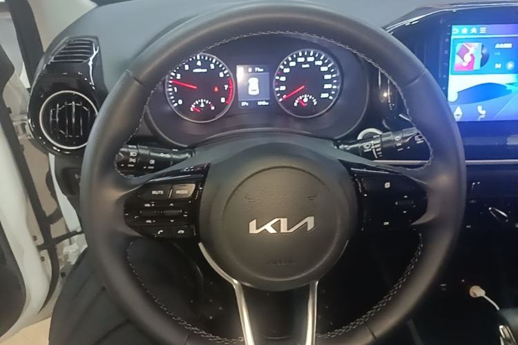 Used Kia kx1 Stonic 2026 Model 1.4L Fun Enjoyment Automatic Edition Steering Wheel