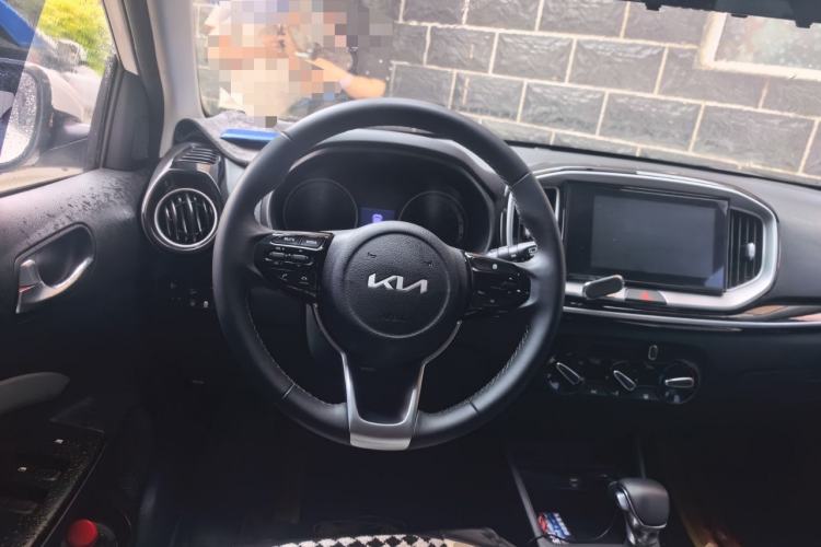 Used Kia kx1 Stonic 2026 Model 1.4L Fun Enjoyment Automatic Edition Steering Wheel