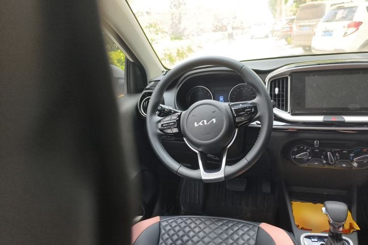 Used Kia kx1 Stonic 2026 Model 1.4L Fun Enjoyment Automatic Edition Steering Wheel