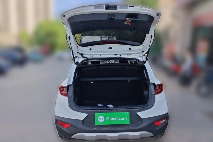Used Kia kx1 Stonic 2026 Model 1.4L Sunroof Edition Trunk