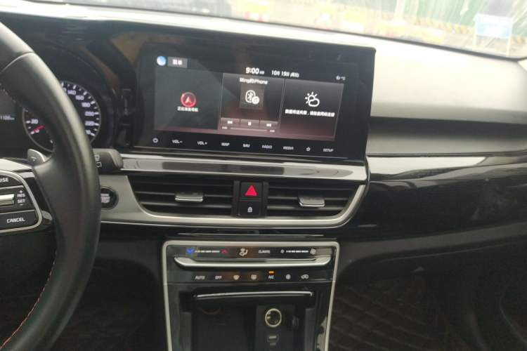 Used Kia KX3 2020 1.5L CVT Trend Edition Audio And AC Panel
