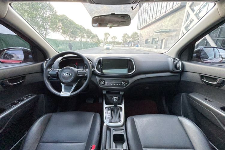 Used Kia KX3 2017 1.6L Automatic Aoya Version Interior 1