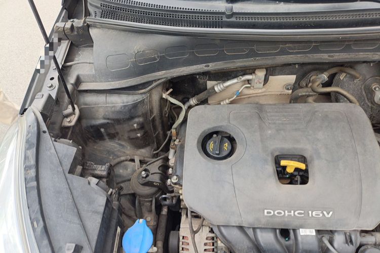 Used Kia KX3 2015 2.0L Automatic 4x4 PRM Engine Bay Right
