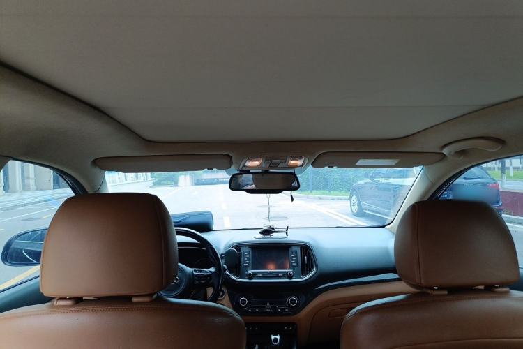 Used Kia KX3 2015 2.0L Automatic 4x4 PRM Headliner