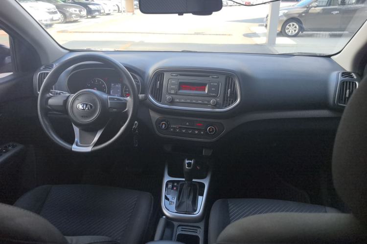 Used Kia KX3 2015 1.6L Automatic Two-Wheel Drive GLS Interior 4
