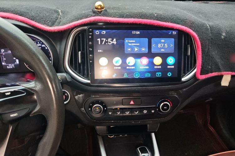 Used Kia KX3 2015 1.6L Automatic Two-Wheel Drive DLX Audio And AC Panel