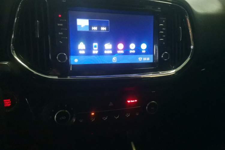 Used Kia KX3 2015 1.6L Automatic Two-Wheel Drive DLX Audio And AC Panel