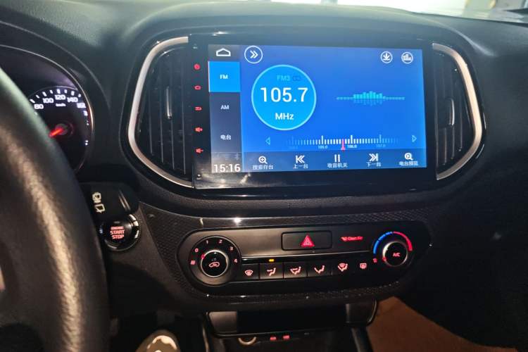 Used Kia KX3 2015 1.6L Automatic Two-Wheel Drive DLX Audio And AC Panel