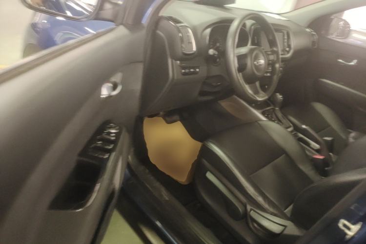 Used Kia KX3 2015 1.6L Automatic Two-Wheel Drive DLX Driver Seat