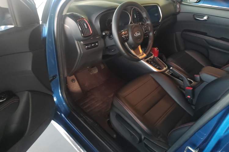 Used Kia KX3 2015 1.6T Automatic Two-Wheel Drive DLX Driver Seat
