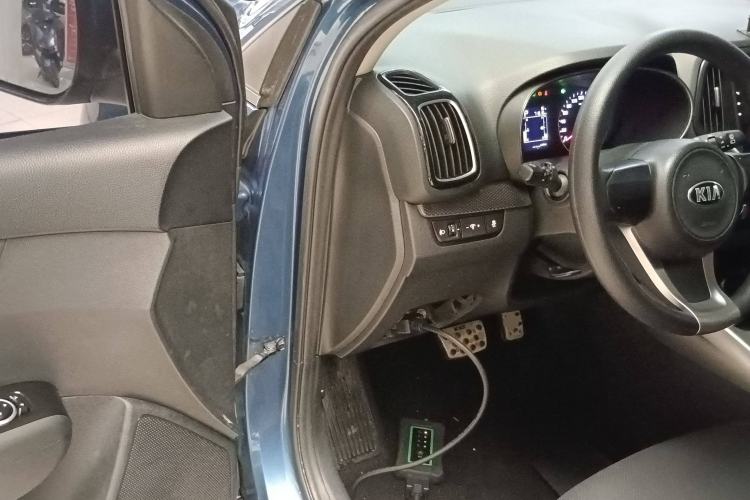 Used Kia KX3 2015 1.6L Automatic Two-Wheel Drive DLX Driver Seat