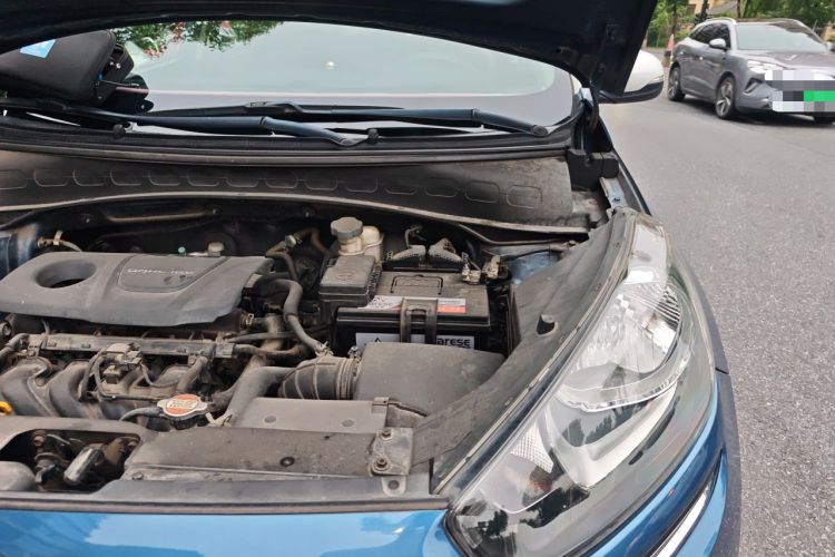 Used Kia KX3 2015 1.6L Automatic Two-Wheel Drive DLX Engine Bay Left