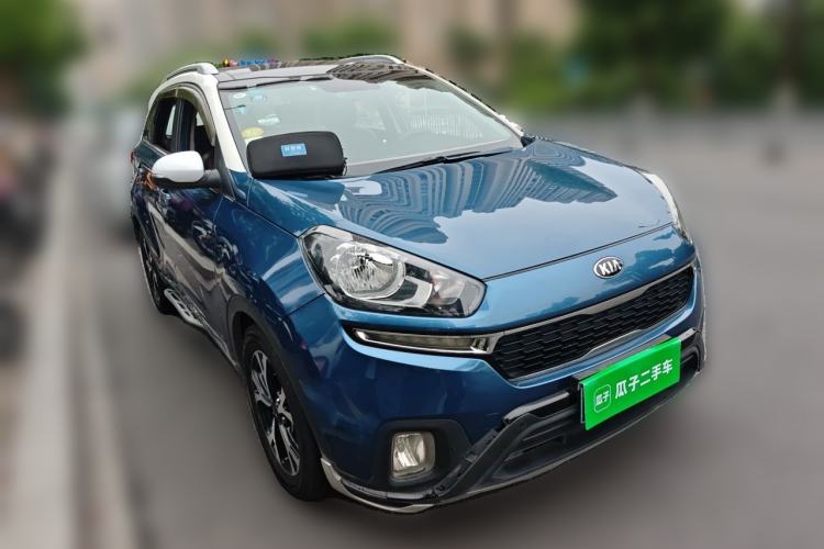 Used Kia KX3 2015 1.6L Automatic Two-Wheel Drive DLX Exterior 2