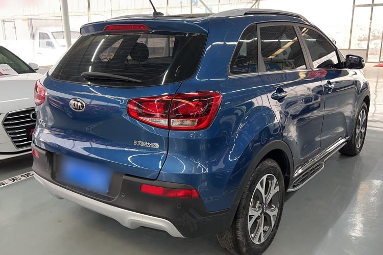 Used Kia KX3 2015 1.6L Automatic Two-Wheel Drive DLX Exterior 3