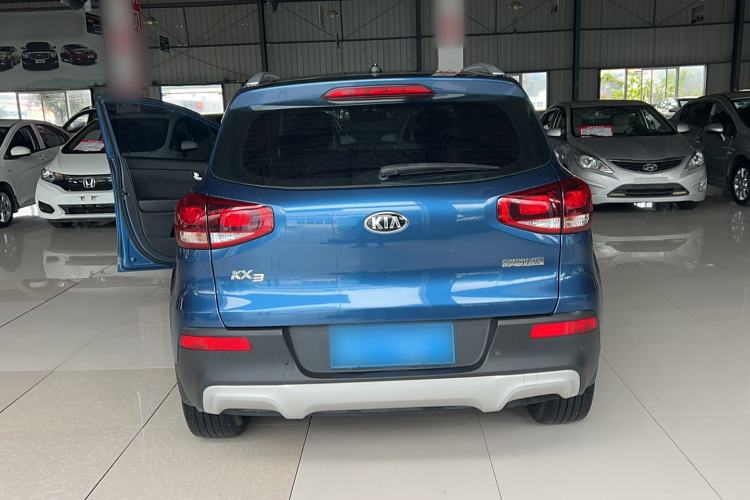 Used Kia KX3 2015 1.6L Automatic Two-Wheel Drive DLX Exterior 4