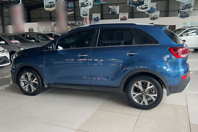 Used Kia KX3 2015 1.6L Automatic Two-Wheel Drive DLX Exterior 5