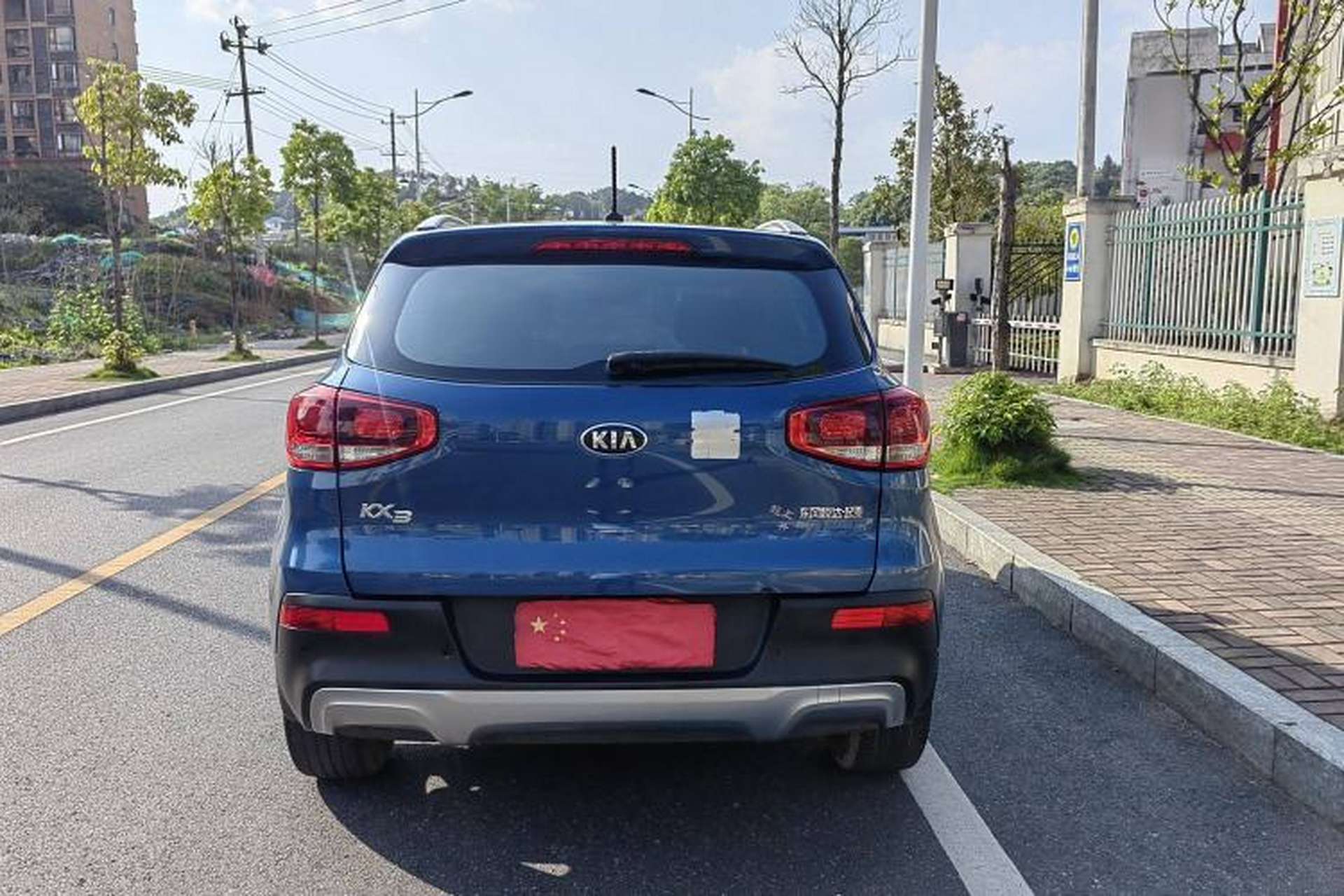 Used Kia KX3 2015 1.6L Automatic Two-Wheel Drive DLX Exterior 6