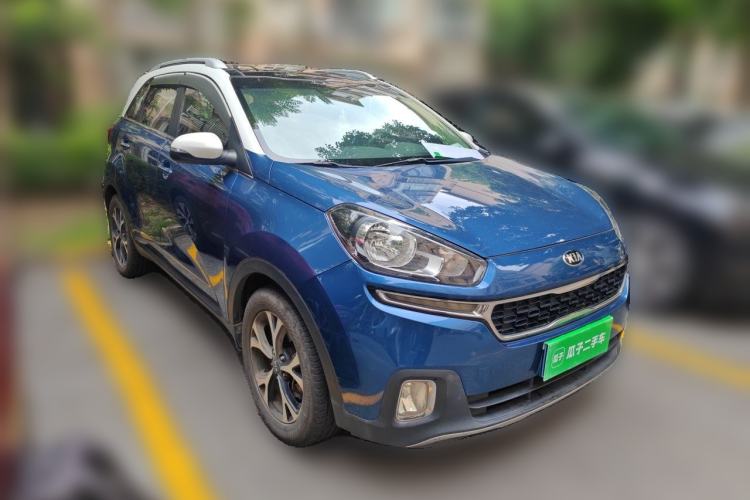 Used Kia KX3 2015 1.6T Automatic Two-Wheel Drive DLX Front Right 45 Deg