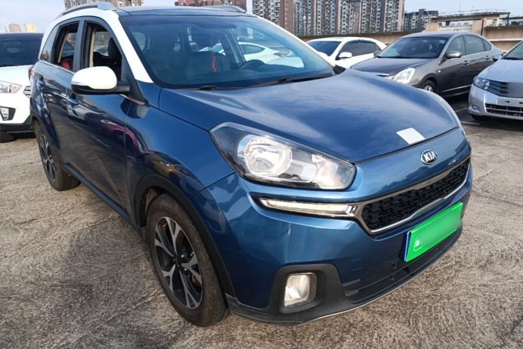Used Kia KX3 2015 1.6T Automatic Two-Wheel Drive DLX Front Right 45 Deg