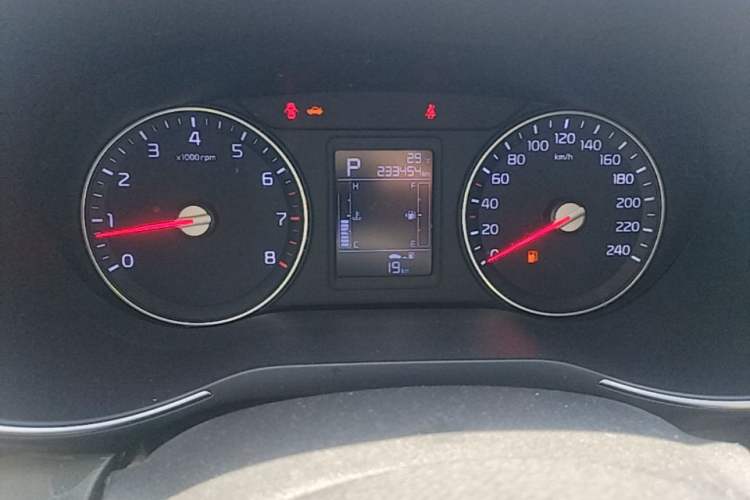 Used Kia KX3 2015 1.6L Automatic Two-Wheel Drive DLX Instrument Cluster