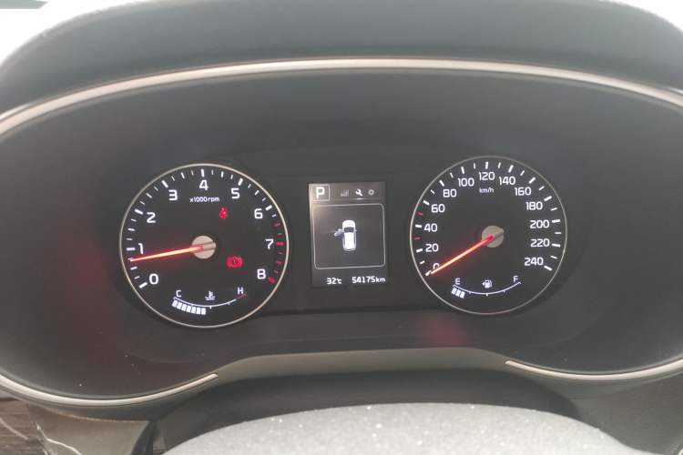 Used Kia KX3 2015 1.6T Automatic Two-Wheel Drive PRM Instrument Cluster