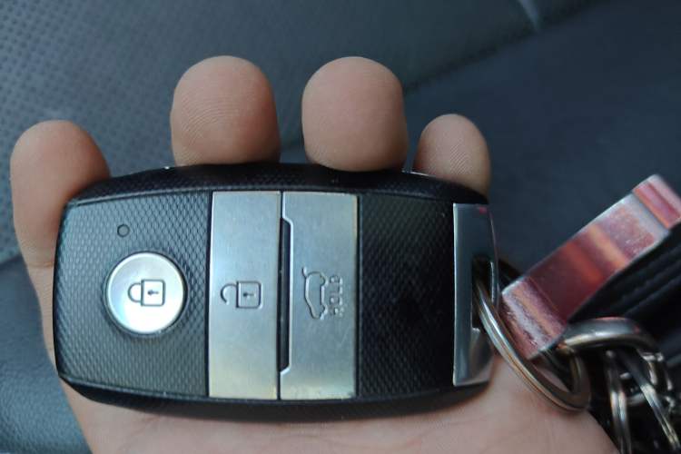 Used Kia KX3 2015 1.6L Automatic Two-Wheel Drive PRM Interior 1