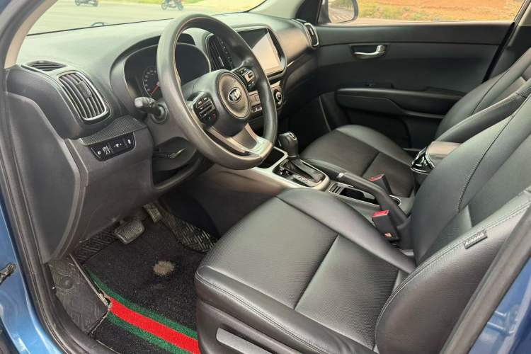 Used Kia KX3 2015 1.6L Automatic Two-Wheel Drive DLX Left Front Seat