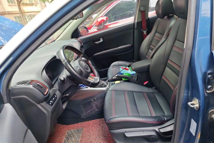 Used Kia KX3 2015 1.6T Automatic Two-Wheel Drive DLX Left Front Seat