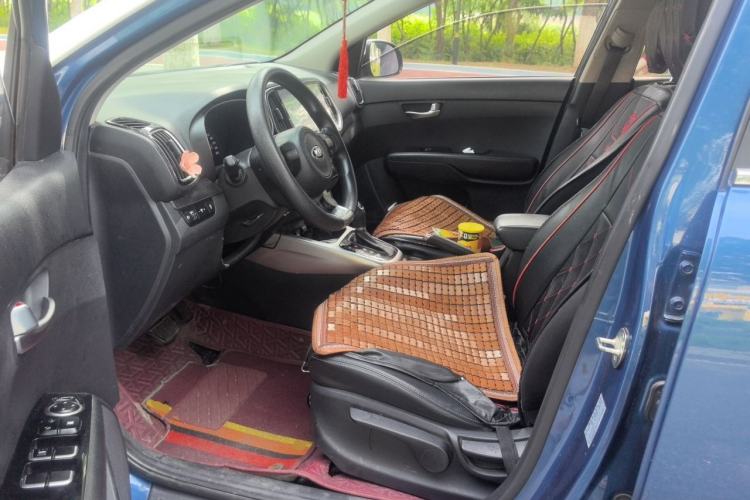 Used Kia KX3 2015 1.6L Automatic Two-Wheel Drive DLX Left Front Seat