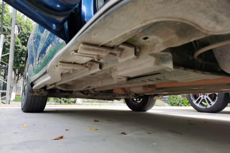Used Kia KX3 2015 1.6L Automatic Two-Wheel Drive DLX Left Side Sill