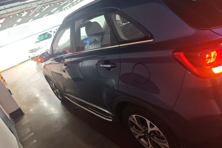 Used Kia KX3 2015 1.6L Automatic Two-Wheel Drive DLX Left Side