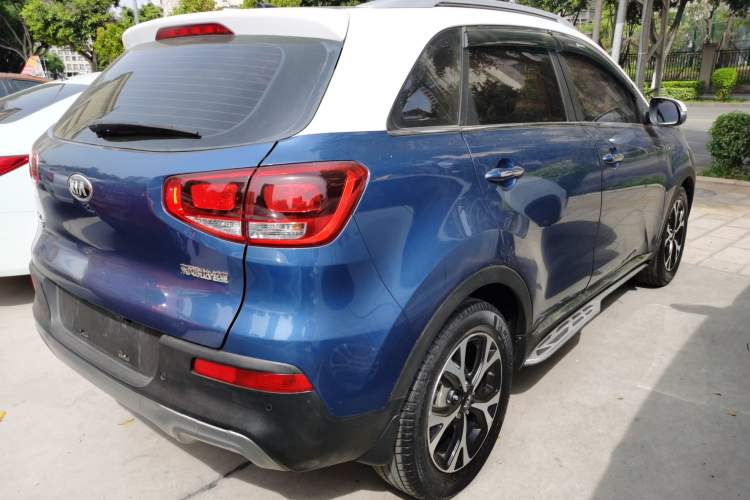 Used Kia KX3 2015 1.6L Automatic Two-Wheel Drive DLX Rear Right 45 Deg
