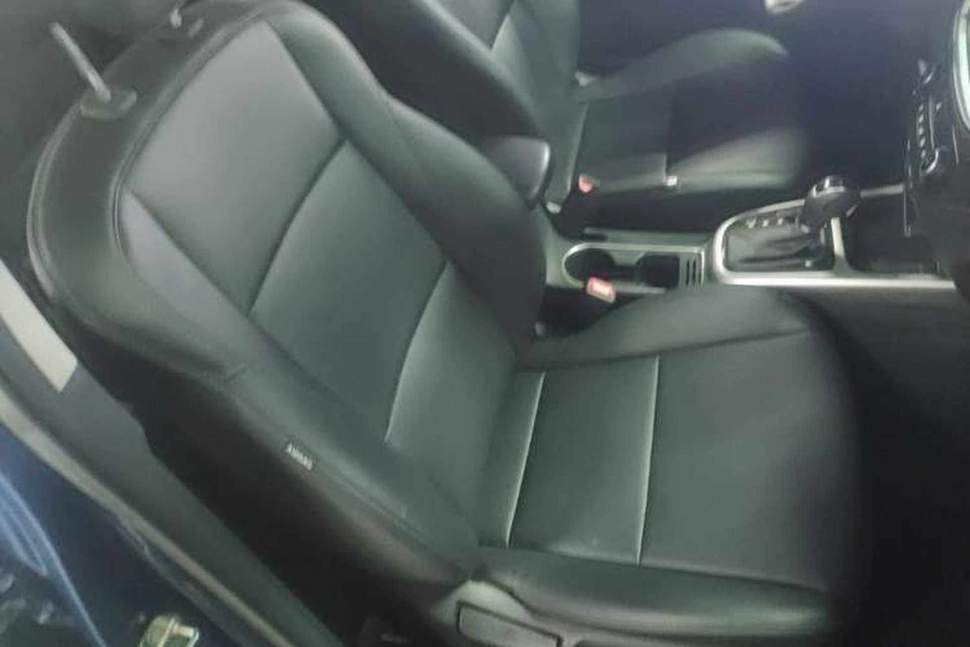 Used Kia KX3 2015 1.6L Automatic Two-Wheel Drive DLX Right Front Seat