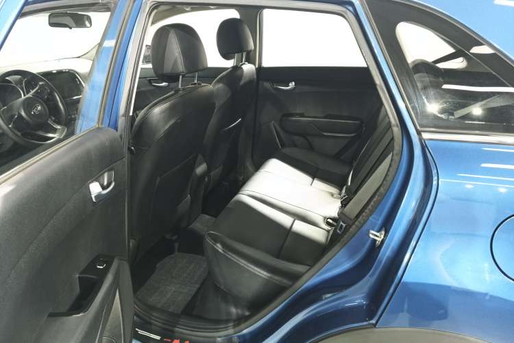 Used Kia KX3 2015 1.6L Automatic Two-Wheel Drive DLX Right Rear Seat