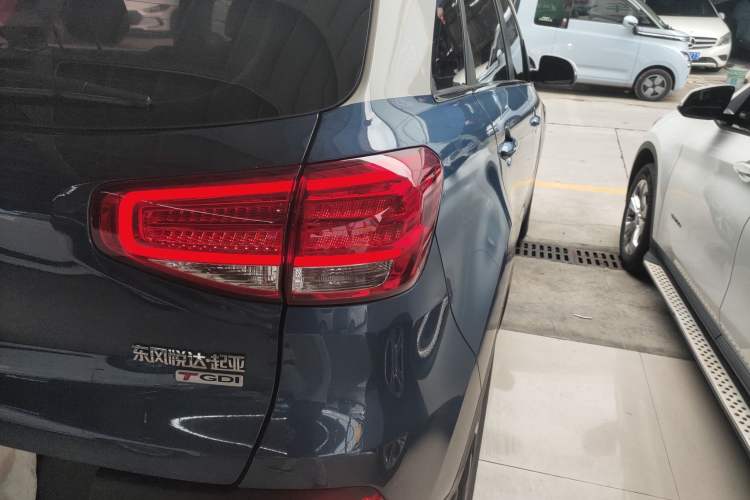 Used Kia KX3 2015 1.6T Automatic Two-Wheel Drive PRM Right Rear Taillight
