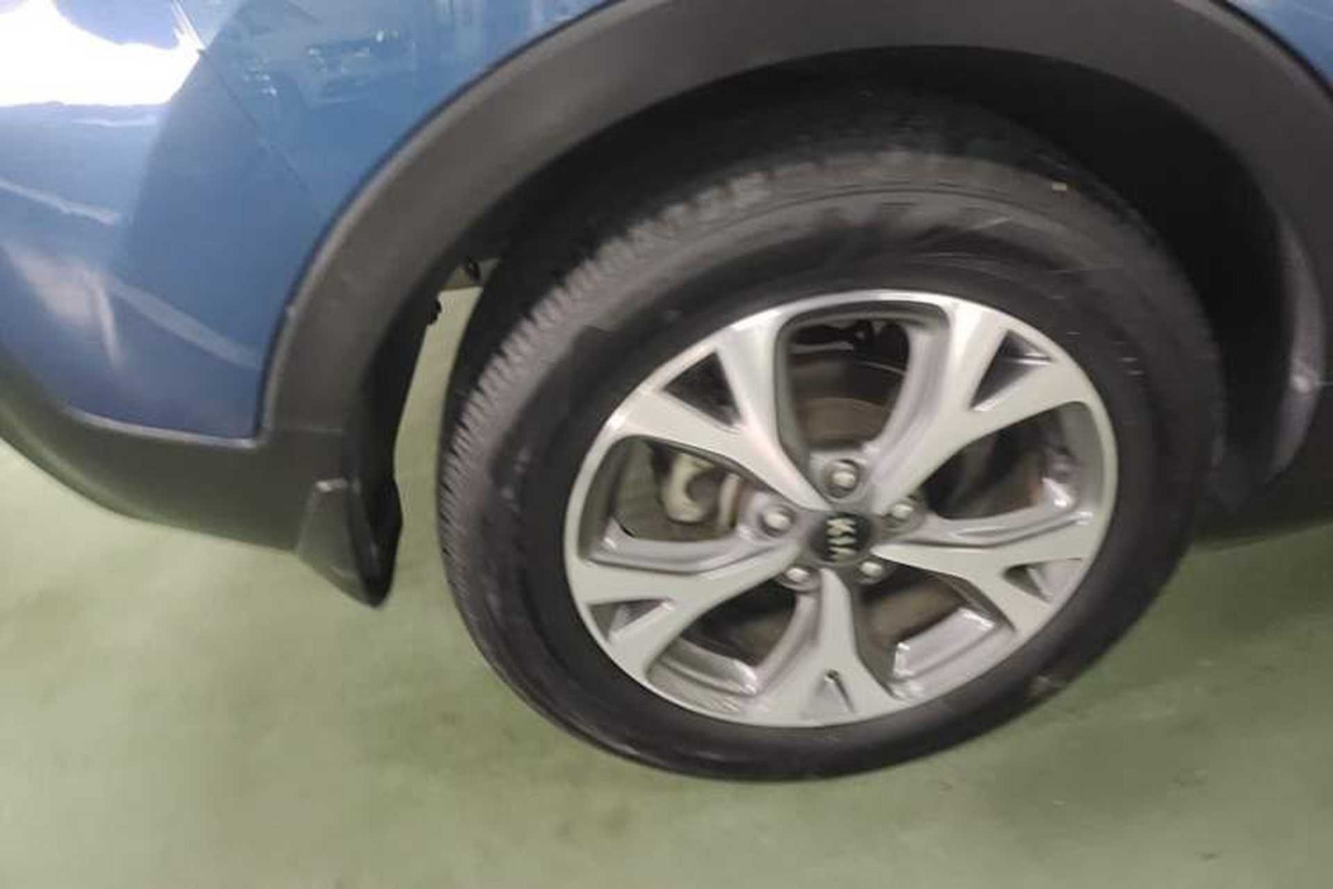 Used Kia KX3 2015 1.6L Automatic Two-Wheel Drive DLX Right Rear Wheel Hub
