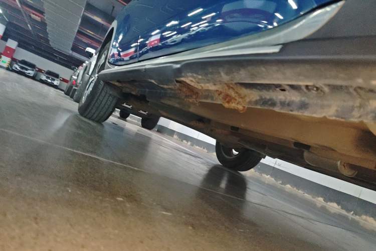 Used Kia KX3 2015 1.6L Automatic Two-Wheel Drive DLX Right Side Sill