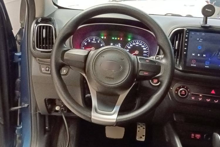 Used Kia KX3 2015 1.6L Automatic Two-Wheel Drive DLX Steering Wheel