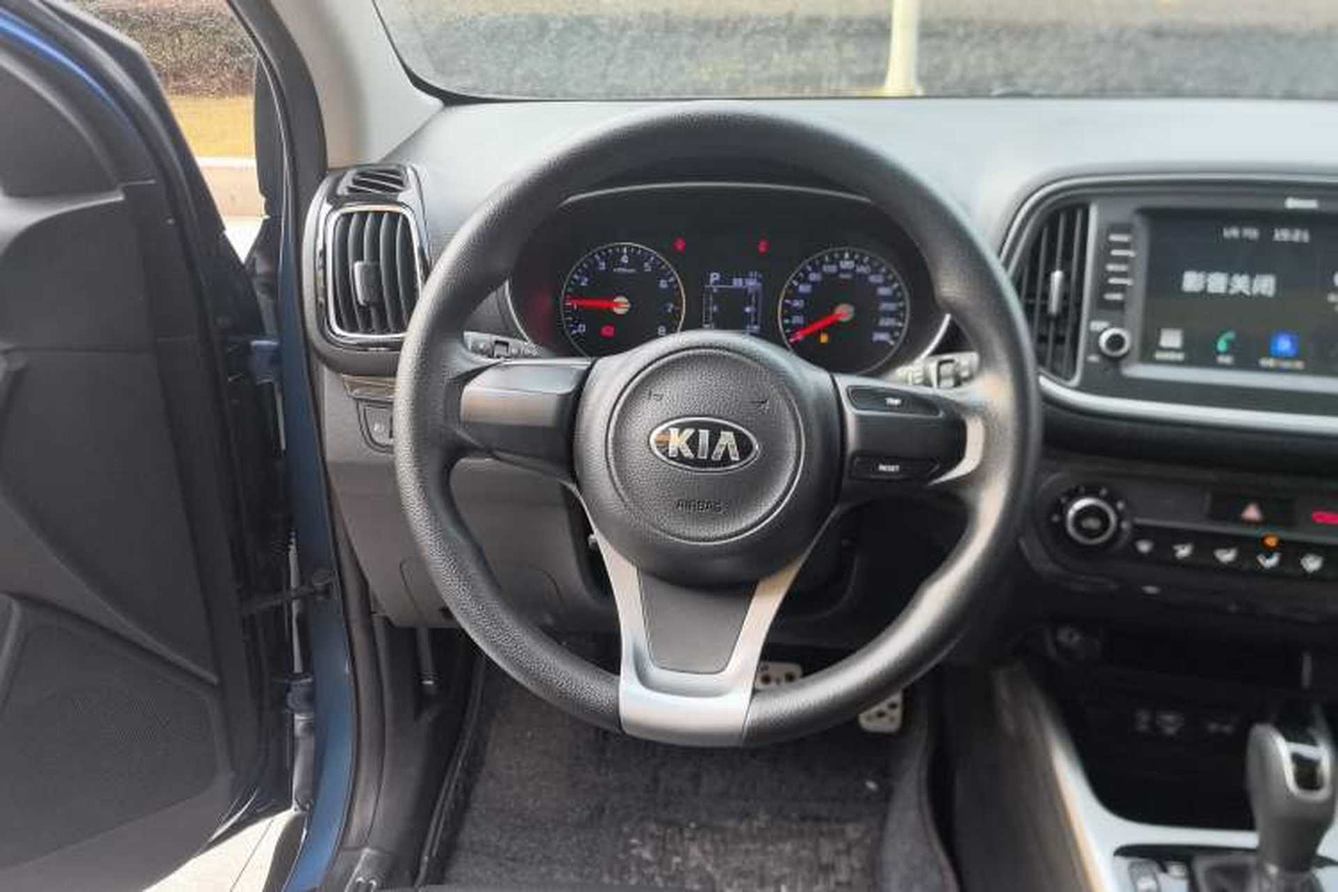 Used Kia KX3 2015 1.6L Automatic Two-Wheel Drive DLX Steering Wheel