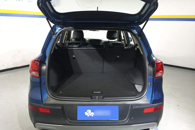 Used Kia KX3 2015 1.6L Automatic Two-Wheel Drive DLX Trunk