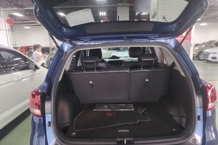 Used Kia KX3 2015 1.6L Automatic Two-Wheel Drive DLX Trunk