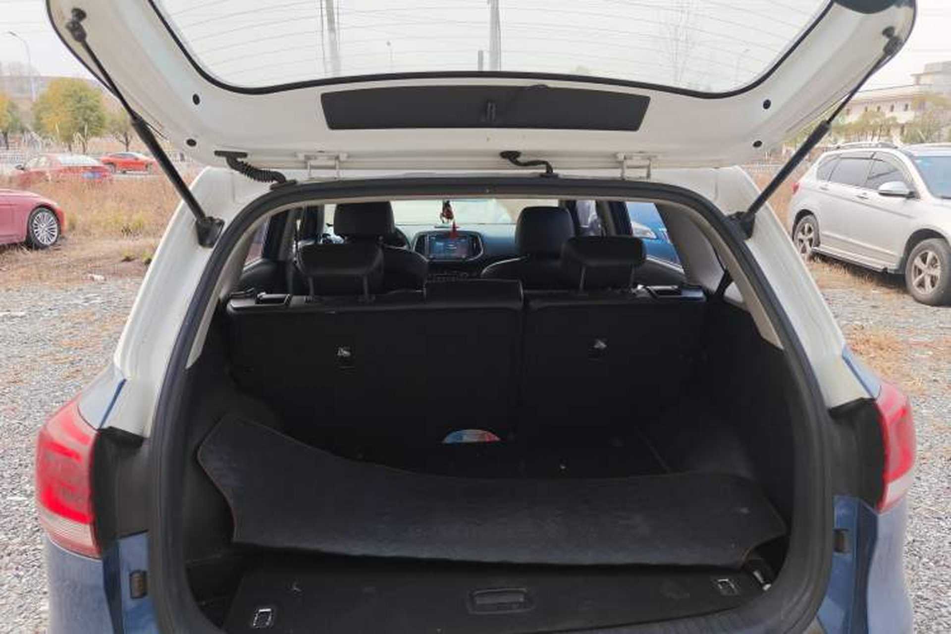 Used Kia KX3 2015 1.6L Automatic Two-Wheel Drive DLX Trunk