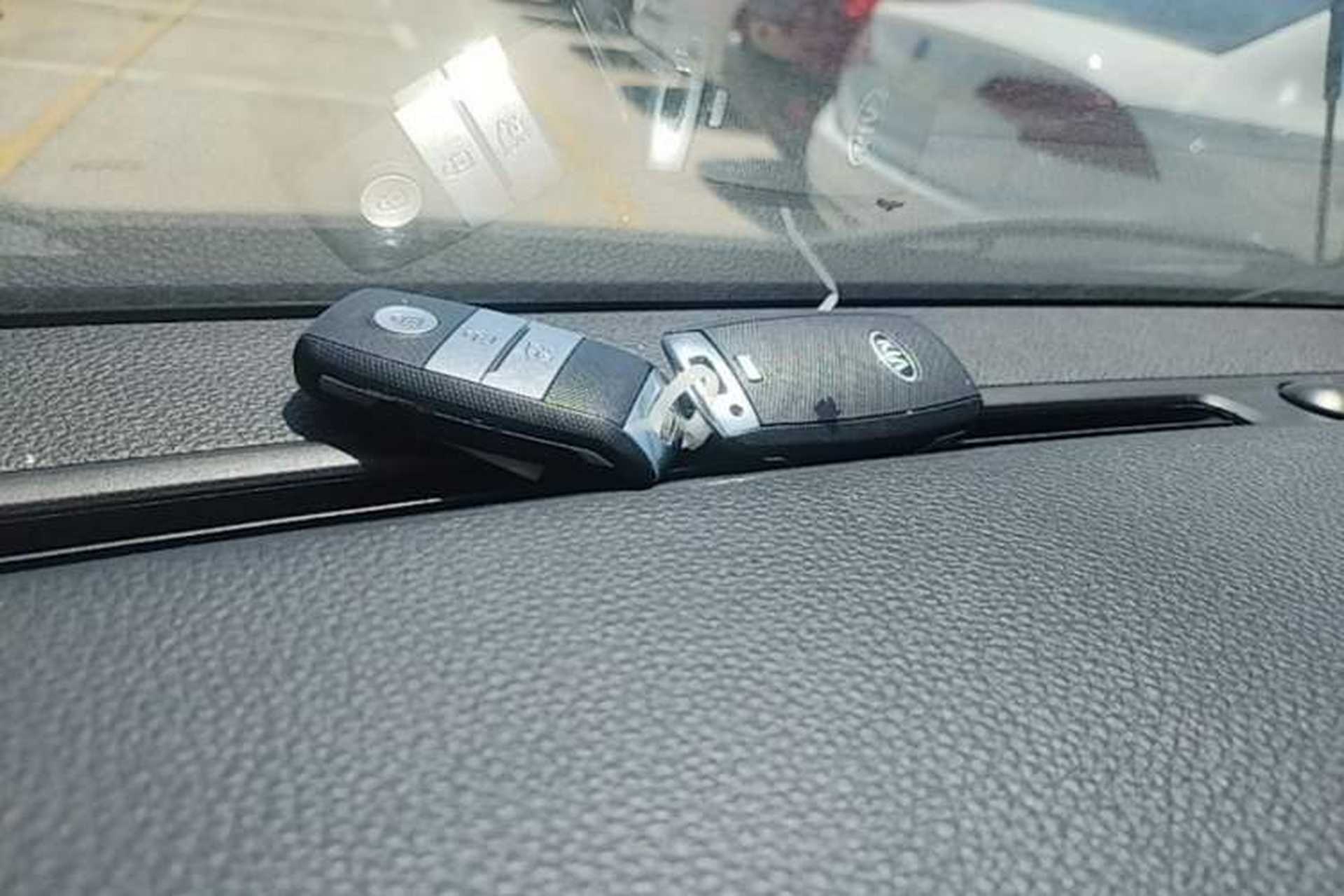 Used Kia KX3 2015 1.6L Automatic Two-Wheel Drive DLX Vehicle Key