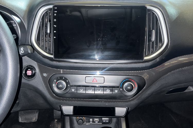 Used Kia KX3 2015 1.6L Automatic Two-Wheel Drive DLX Audio And AC Panel