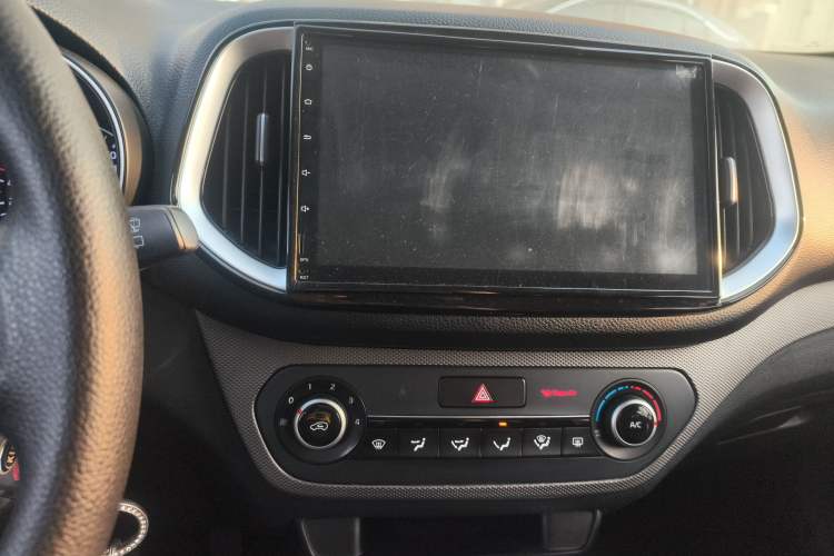 Used Kia KX3 2015 1.6L Automatic Two-Wheel Drive GLS Audio And AC Panel