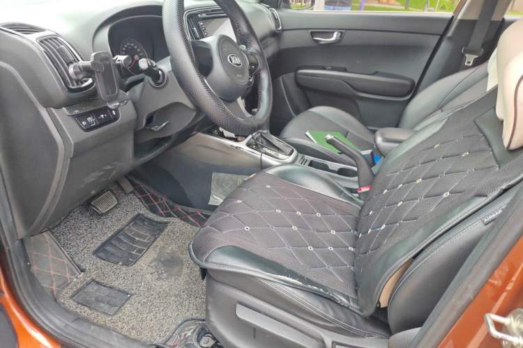 Used Kia KX3 2015 1.6L Automatic Two-Wheel Drive DLX Driver Seat