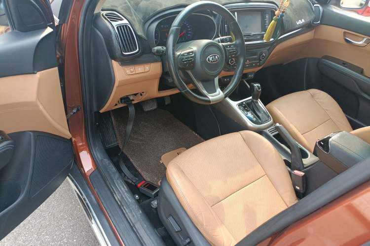 Used Kia KX3 2015 2.0L Automatic 4x4 PRM Driver Seat